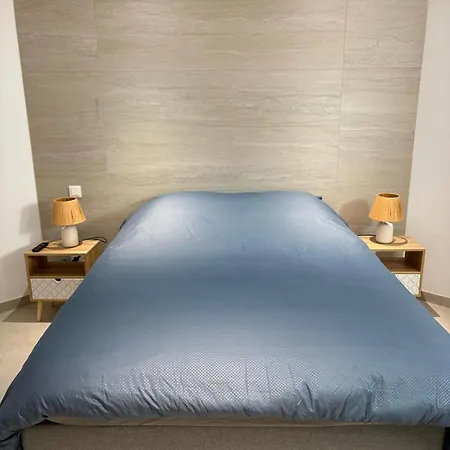 Chez Manu ホームステイ *