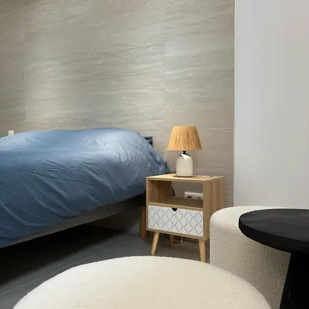 Chez Manu ホームステイ *